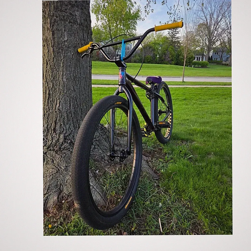 mafiabikes BMX Bike 27.5in Hydraulic Disc Brakes Aluminum Black/Yellow
