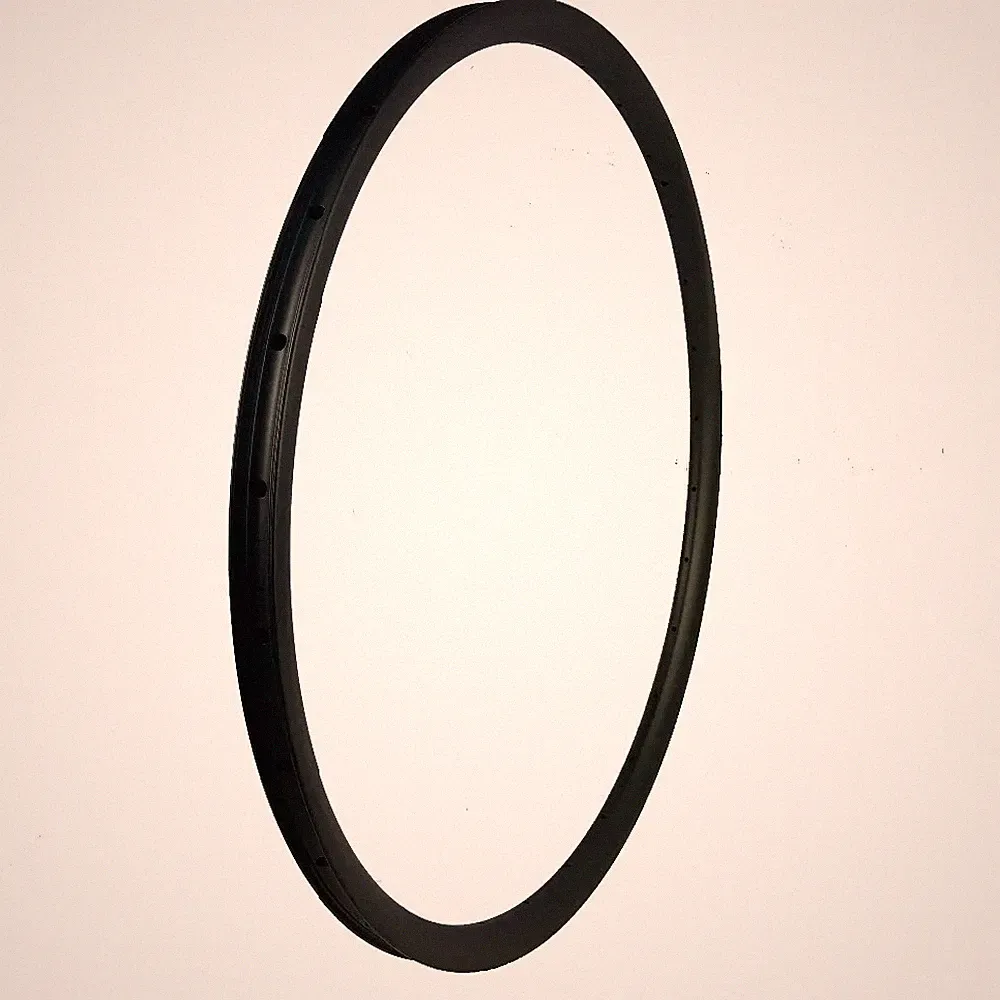 Ultra Light Carbon Bicycle Rim 27mm Width 23mm Depth Hookless Clincher Tubeless